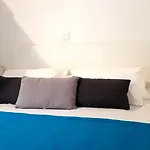 Frühstückspension Galeb2 4*