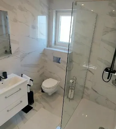 Galeb2 Frühstückspension 4*