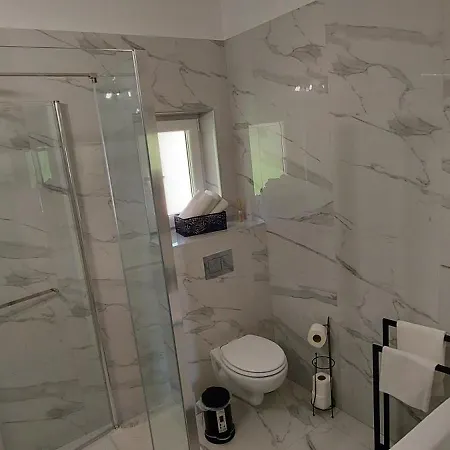 فندق مبيت وإفطار Galeb2 4*