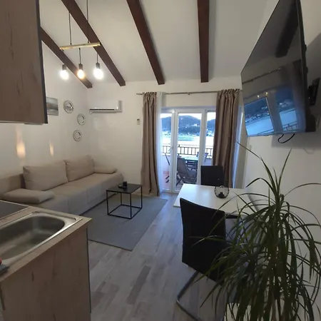 Galeb2 فندق مبيت وإفطار