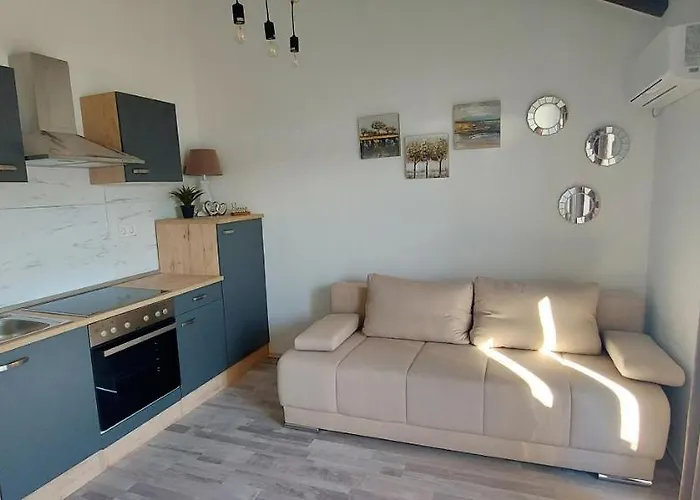 Galeb2 4* Supetarska Draga